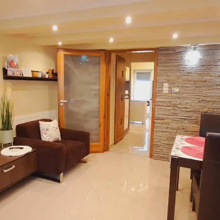 Apartment Szandi Belvarosi