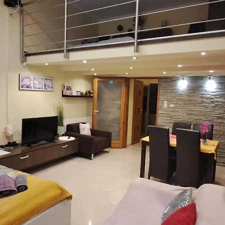 Apartment Szandi Belvarosi