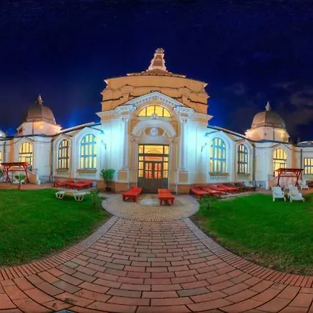 Lägenhet Szandi Belvarosi *