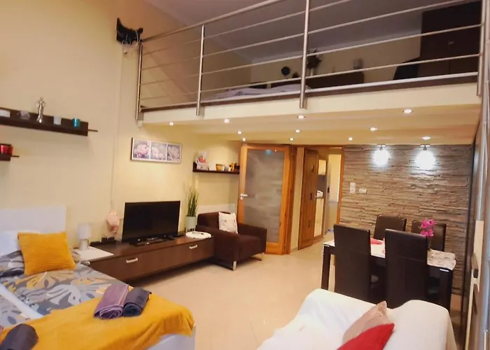 Szandi Belvarosi Apartment *