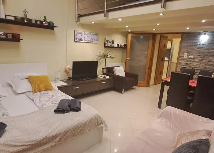 Szandi Belvarosi Apartment Szegedin