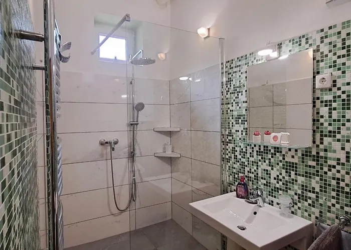 Szandi Belvarosi Apartment *